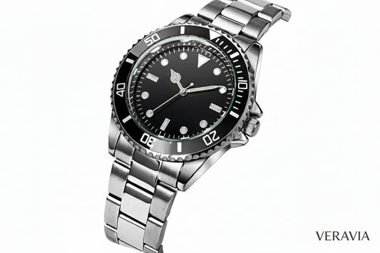 Stylish Waterproof Men's Quartz Watch with Steel Band